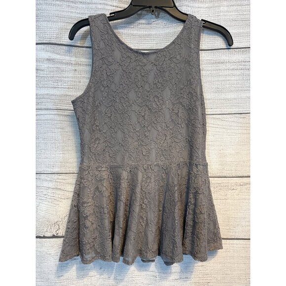 Lovers + Friends Lace Peplum Tank Top Size M - Picture 3 of 3